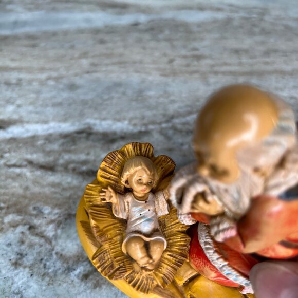 1989 Fontanini Santa Looking Over Baby Jesus Italy #599 Simonetti Hand Painted - Picture 8 of 13
